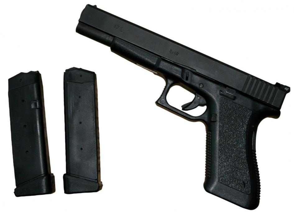 SourcePersonnel's tweet photo. A new bill aims to require #BackgroundChecks for Texas gun show sales. https://t.co/2rtKYWJkTM https://t.co/UfdxxxaVsu