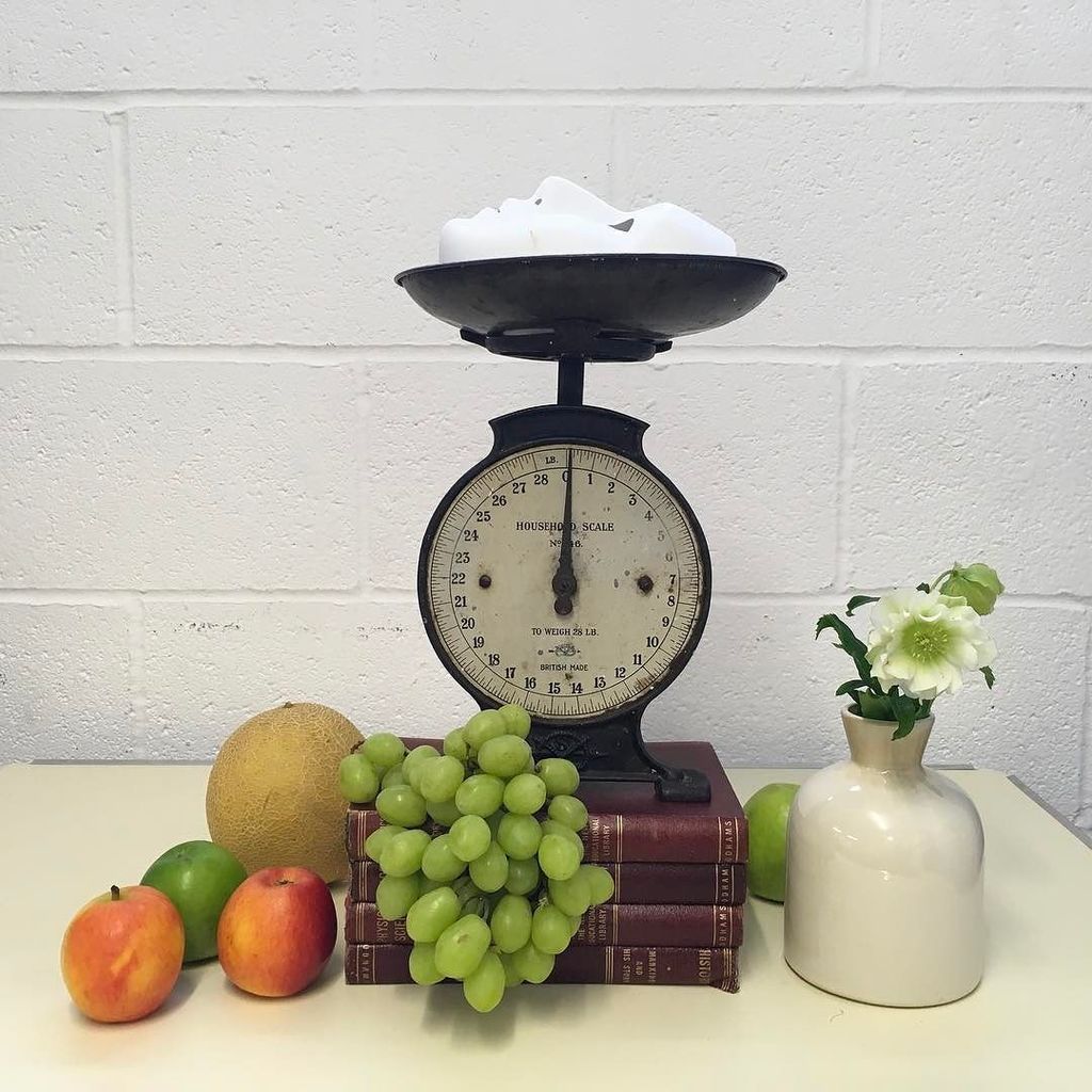 nafascheshire's tweet photo. #stilllife with a #story #nafas #nafas_flowers #flowerclub #stretchmasters #flowerarrangem… https://t.co/8THZRZbcvK https://t.co/gqjX6cD0G5