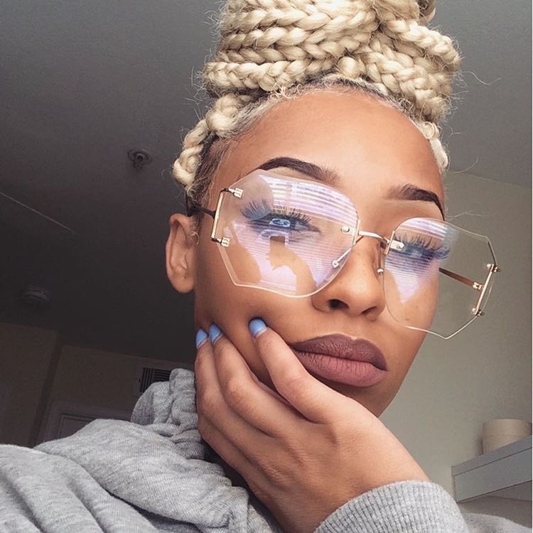 PostbadBlack___'s tweet photo. 😻 https://t.co/08BrwZHpIP