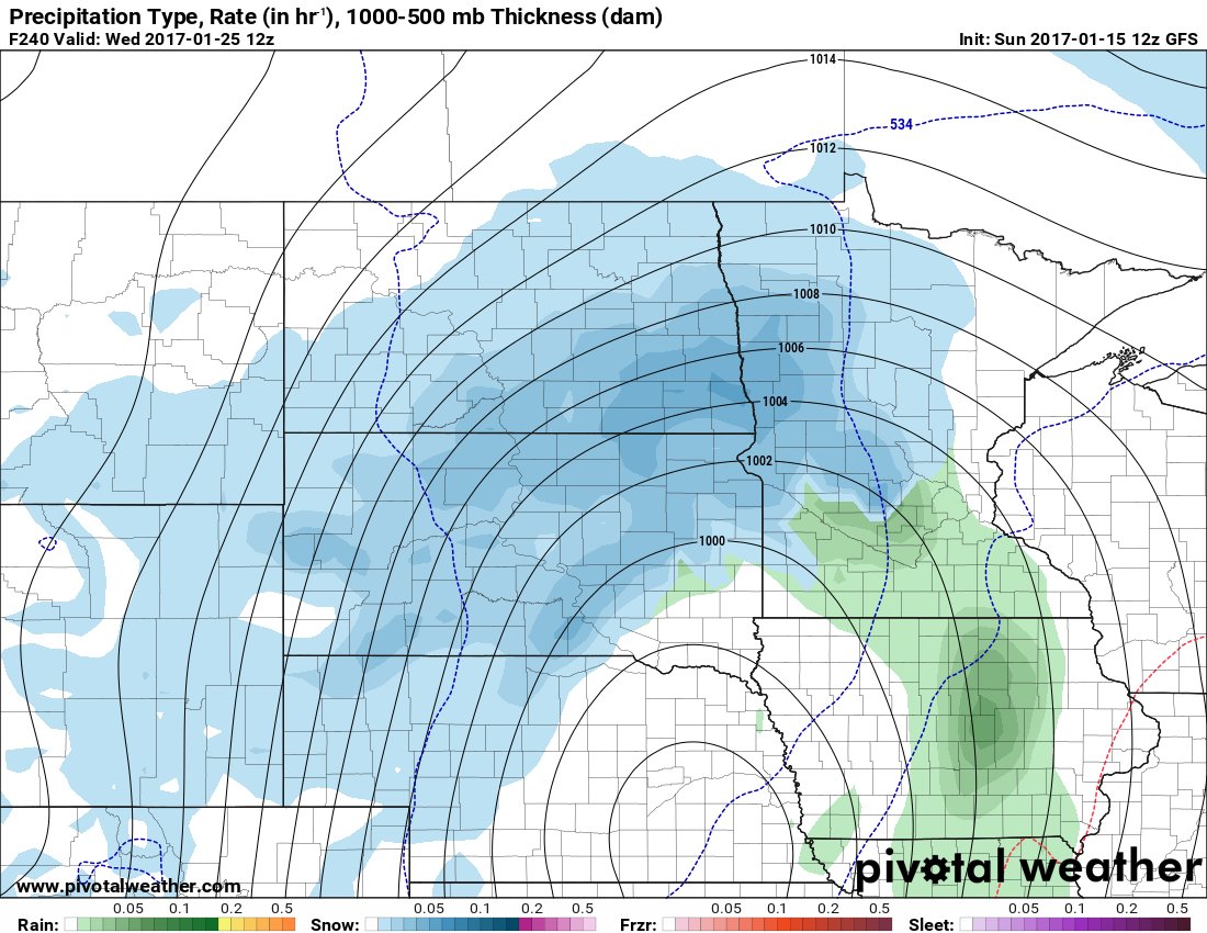justinhobson85's tweet photo. GFS/Euro model hint at an active period for Srn MB late week through early next week. At least temps are above normal #MBstorm #ColoradoLows https://t.co/ce07cZu0OJ