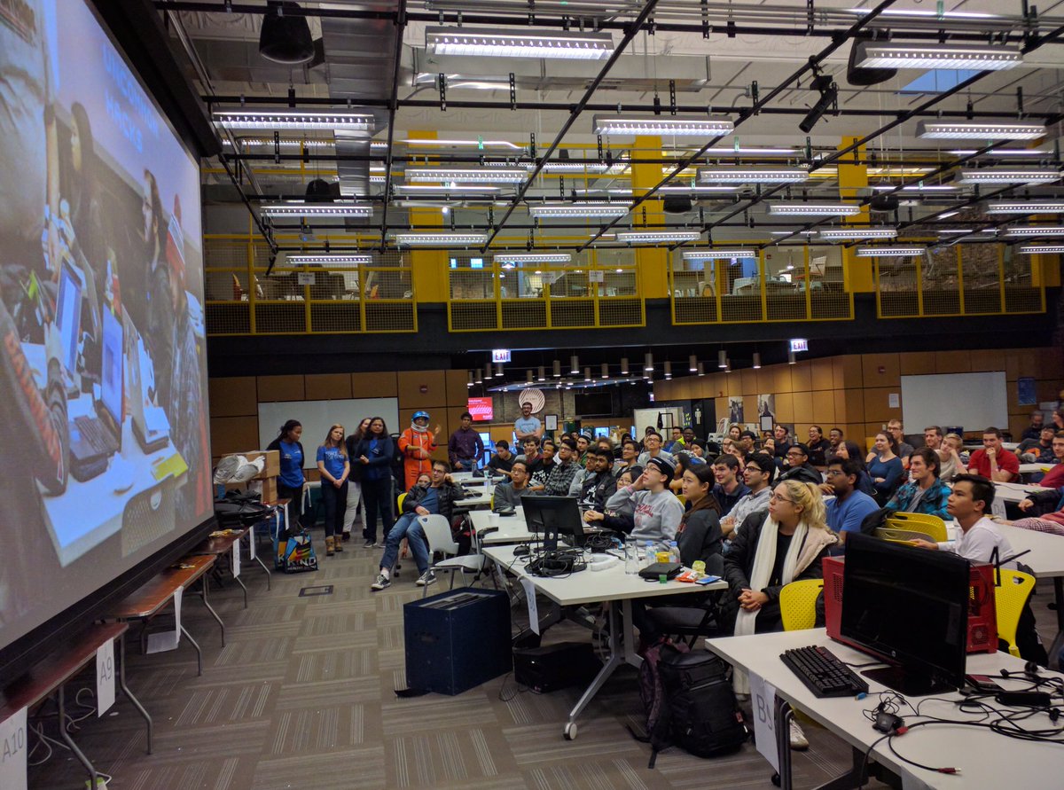 MLHacks's tweet image. It&apos;s the home stretch at #UncommonHacks. We&apos;re kicking off closing ceremonies.