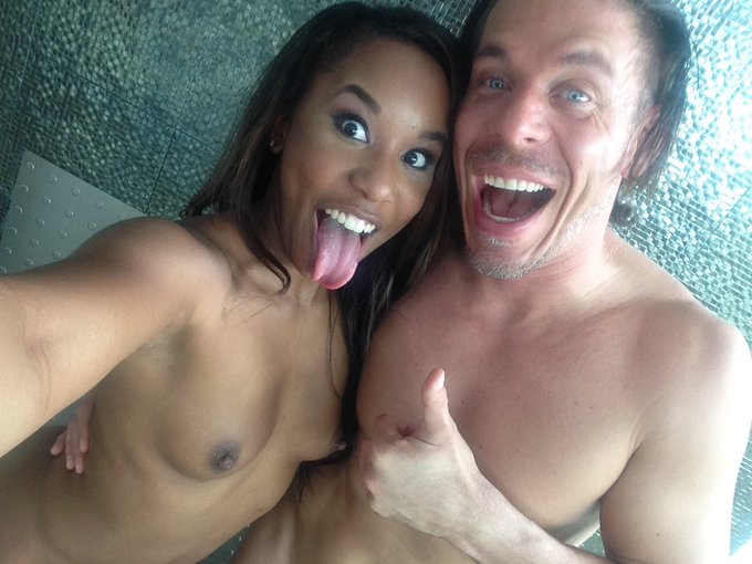 Had a great anal fuck w/ @MickBluexxx https://t.co/PcZFrnAHnz