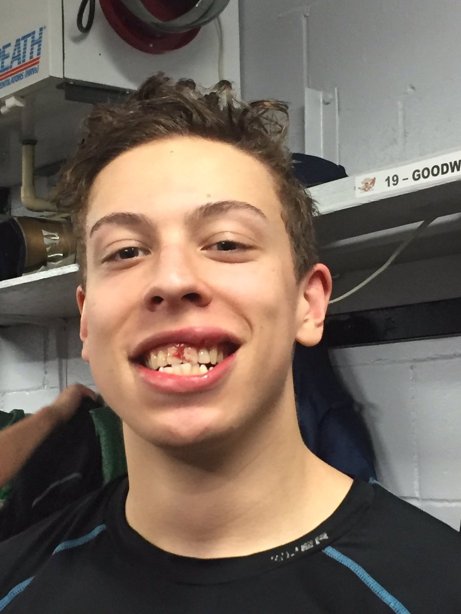 BeaversClarence's tweet photo. Smiles all around after 2 points. 4-3 overtime win vs @CanadiansCCHL2. GWG @zackcar21 #:) https://t.co/QyWxhoAh9M