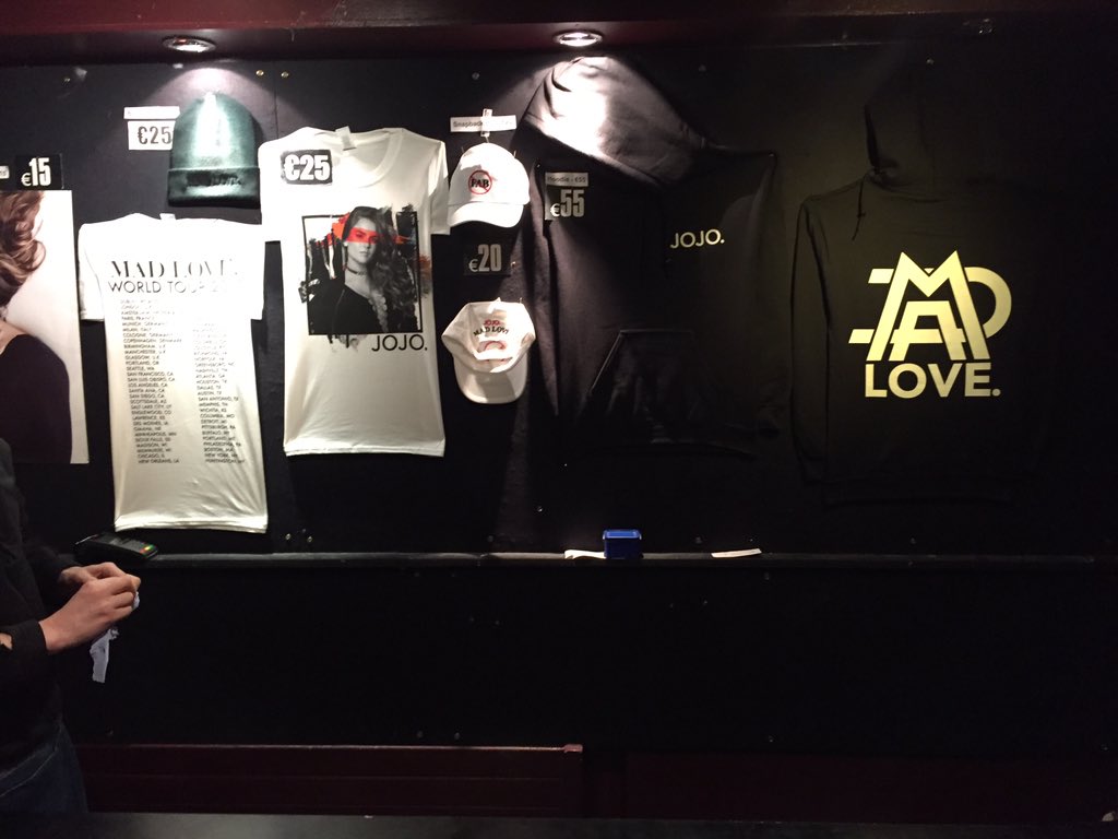 katiedelikat's tweet photo. RIP to my bank account https://t.co/xQGVUn4Gvj