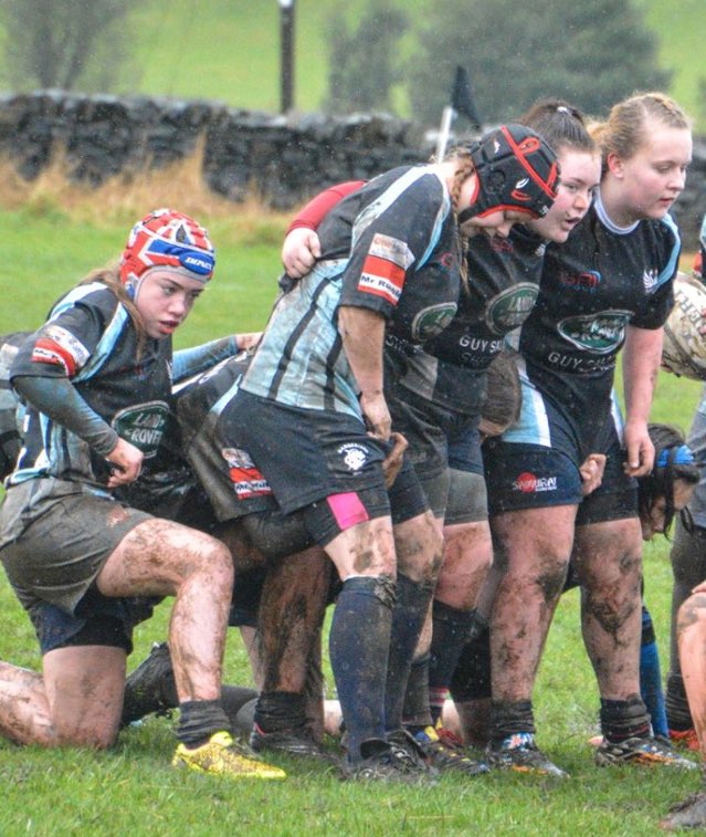 Coach_craig40's tweet photo. Flanker in union scrum half in league brought up one tough cookie proud of you mills #Duelcode #Toughnessknowsnotgender #thisgirlcan https://t.co/58IRUg3H1F