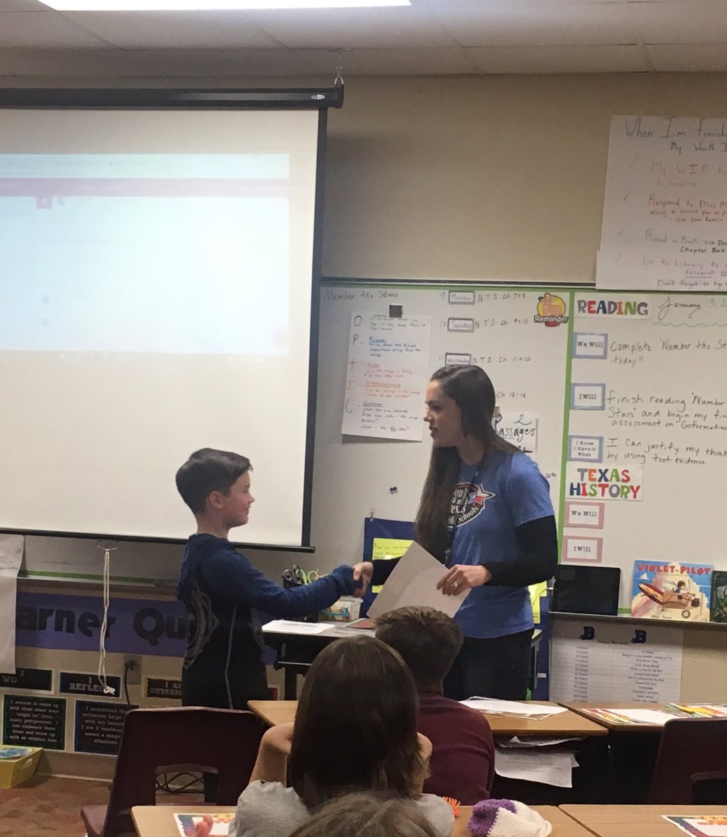 bondemily50's tweet photo. Honoring this Top Dog for his leadership and Responsibility! #fourthgraderscanmakeadifference #beckelem https://t.co/T2AWURD8o5