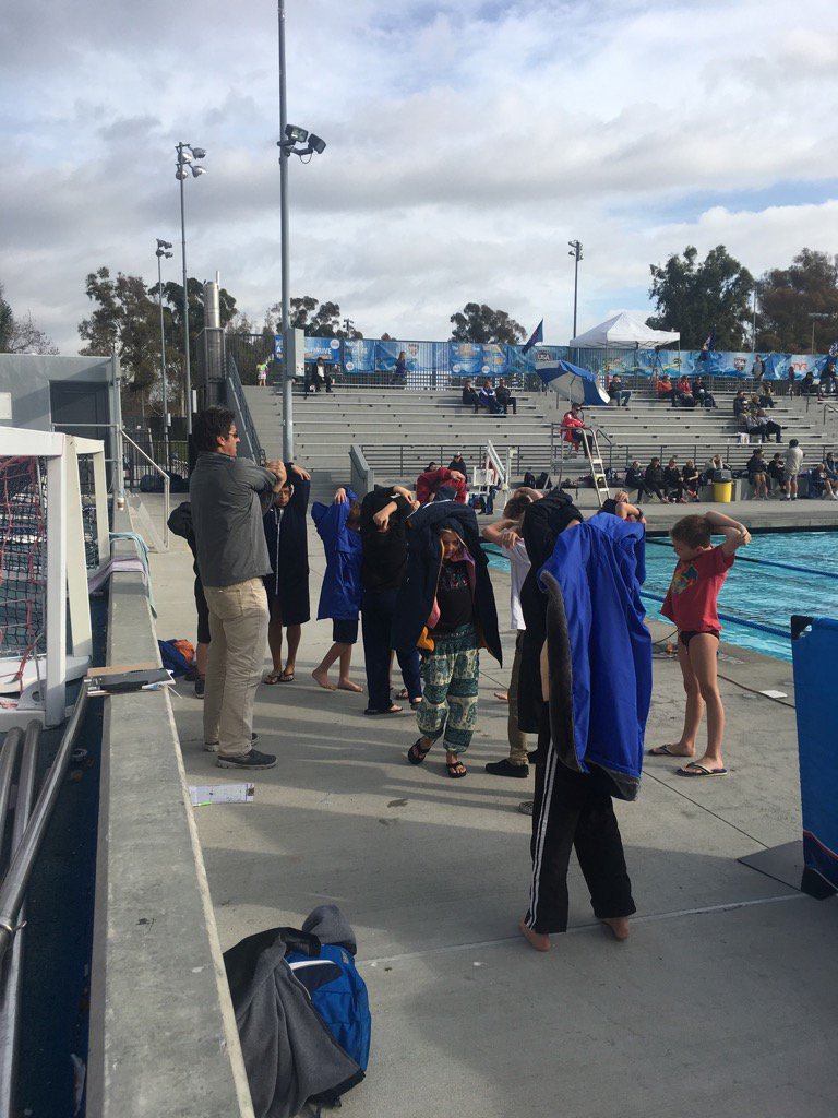 CoachKocur's tweet photo. 10u @PrideWaterPolo warming up for quarter final game vs @SOCALWPF at 3:30. @USAWP #daretodream https://t.co/EHPskiWUTw