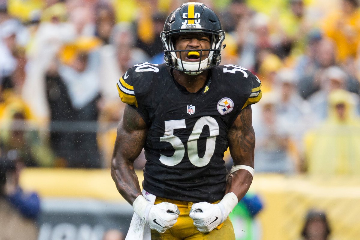 Here they come Tom <a href="/RyanShazier/">Ryan Shazier</a>. #FEASTINFOXBOROUGH