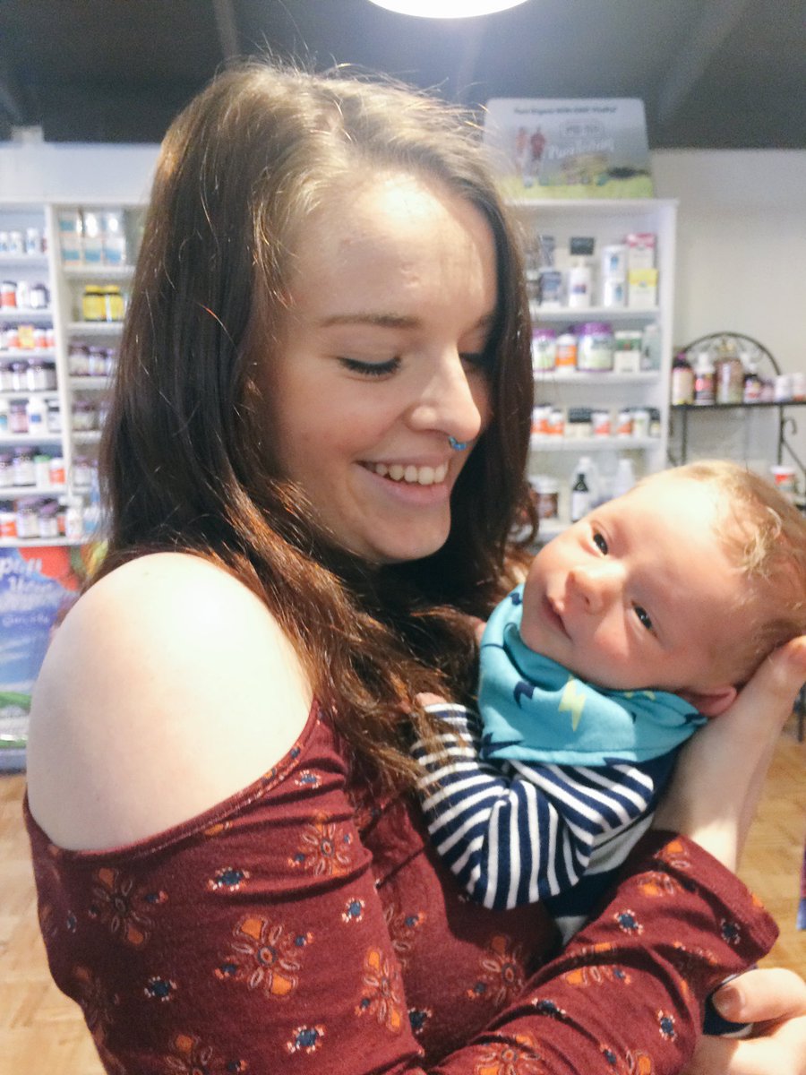 auntiebubble96's tweet photo. The only one who's heard my heart beat from the inside, is now an example of my heart on the outside ❤️ https://t.co/uF18xsnIxi