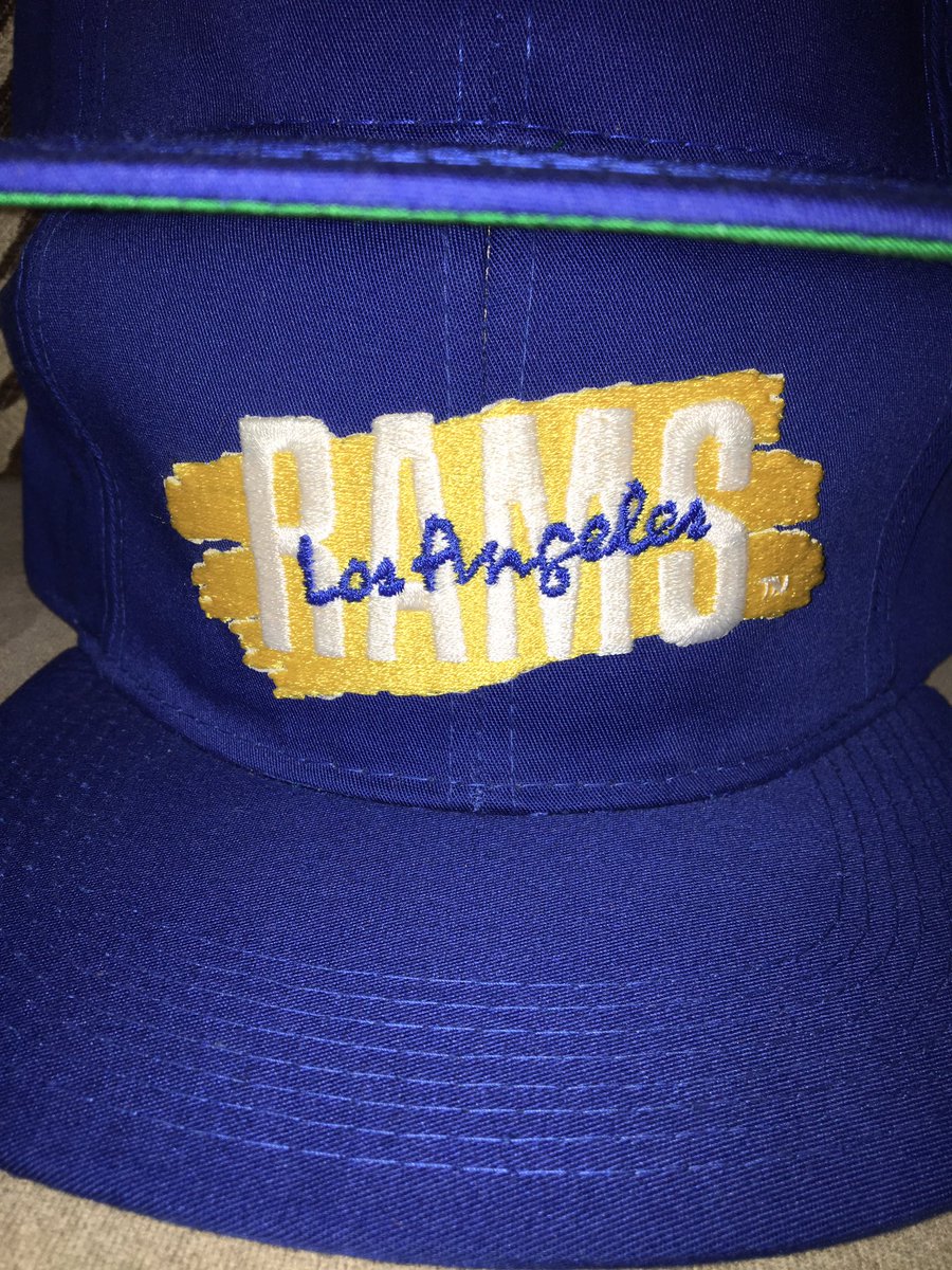 TooMuchVintage's tweet image. For sale 40 shipped ! #LARams #Rams #NewEraProModel #BrushLogo #VintageSnapBacks #DeadStock #NFL #VintageNewEra #VintageFinds #VintagePlug