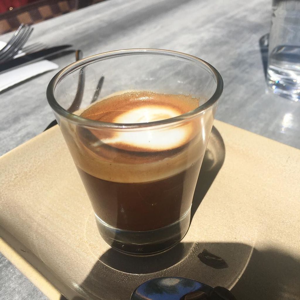 QuibAndCo's tweet photo. It's a short mac in the sun kinda day!

#holidays #sunnydays #needapickmeup #coffeetime #quibsalecontinues #shopnow… https://t.co/QOq1GajMdX