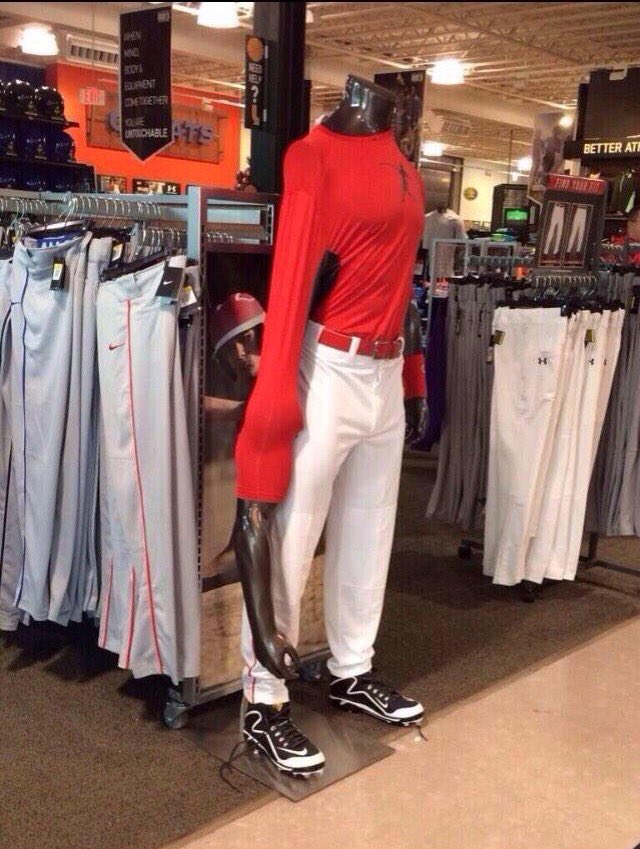 TheBsblr's tweet photo. Coach: "How does your arm feel?"

Me: "It feels great, Coach!" https://t.co/ZlTCgHgcFd