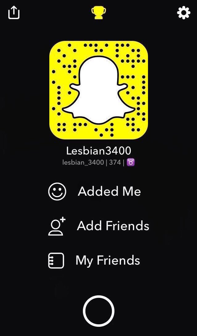 Nudes snapchat lesbian Snapchat Female