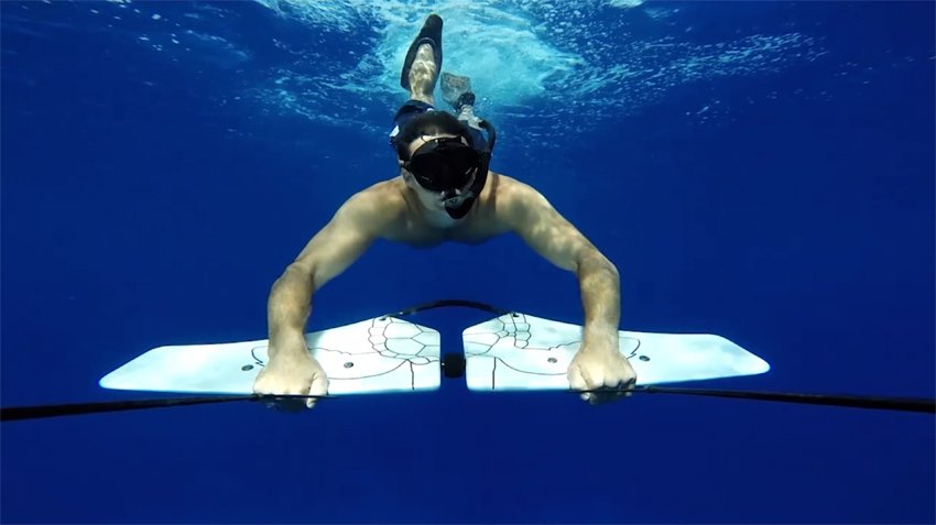 niueisland's tweet photo. Check out some of the fun water activities available in Niue with @NZClarke: https://t.co/fnKV57daaP #Niue #Subwing https://t.co/pOZc9ICtPq