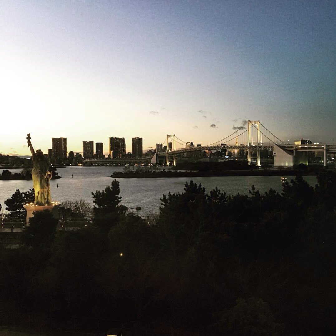Review41R41's tweet photo. Skyline #skyline #review41 #japan #loveit #odaiba #top #fashionblogger #traveler https://t.co/4JAAZeUXif