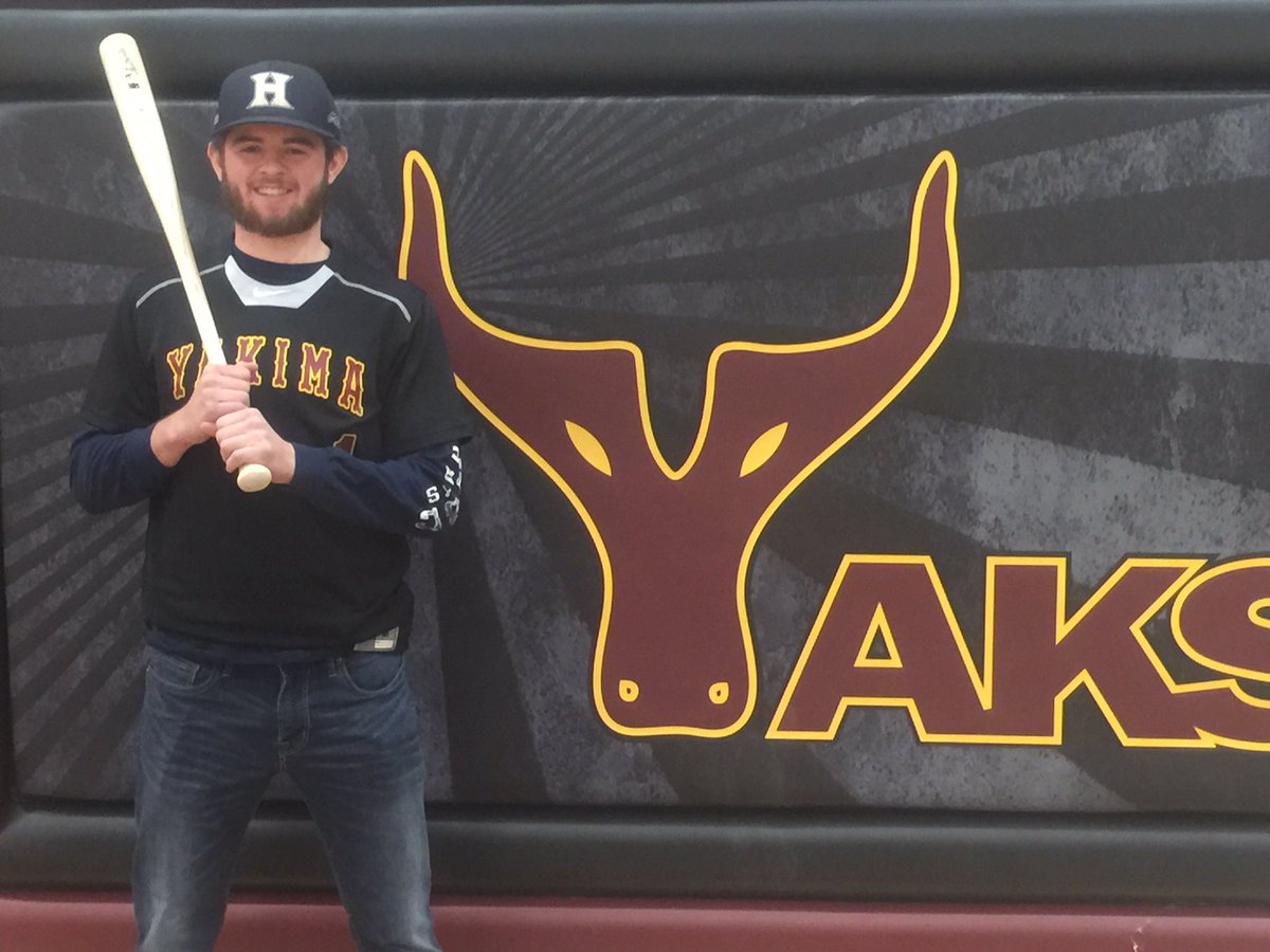 Yaks_Baseball's tweet photo. @88pirate88  Jacob Caffrey officially a Yak @cwbchawks https://t.co/Bt7e6qnqG3