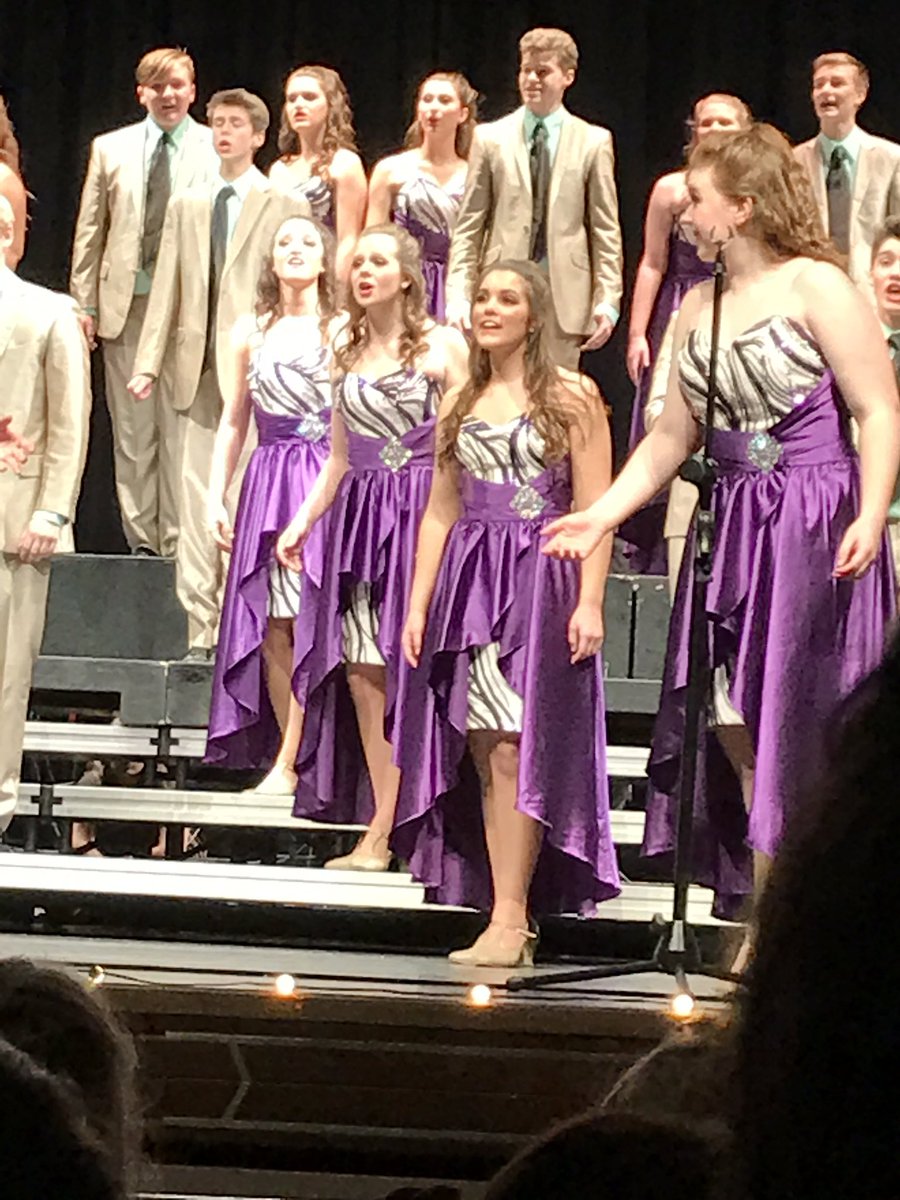 jennywirtz's tweet image. Rooting on our favorite show choir kid @nat_wirtzy is exhausting, but so much fun! Thanks @MuscatineComp for a great day!