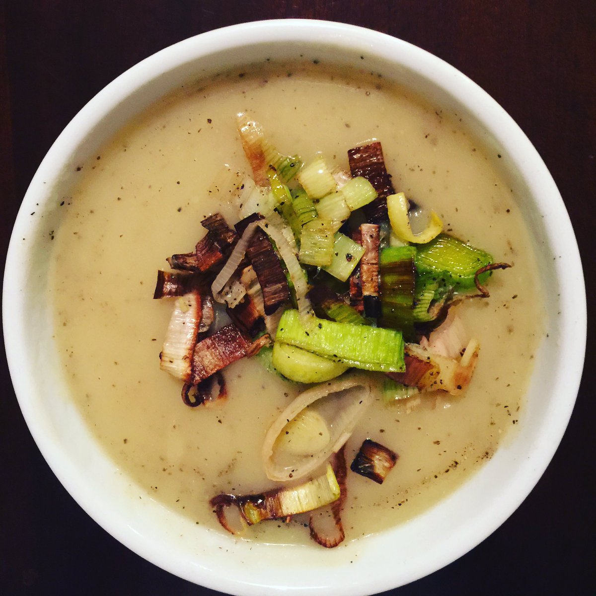vegantatious's tweet photo. The finished product, Slow Cooker Cream of Potato Soup. #vegan #slowcooker #crockpot #veganslowcooker #soup #vegansoup https://t.co/j0nwge9tAH