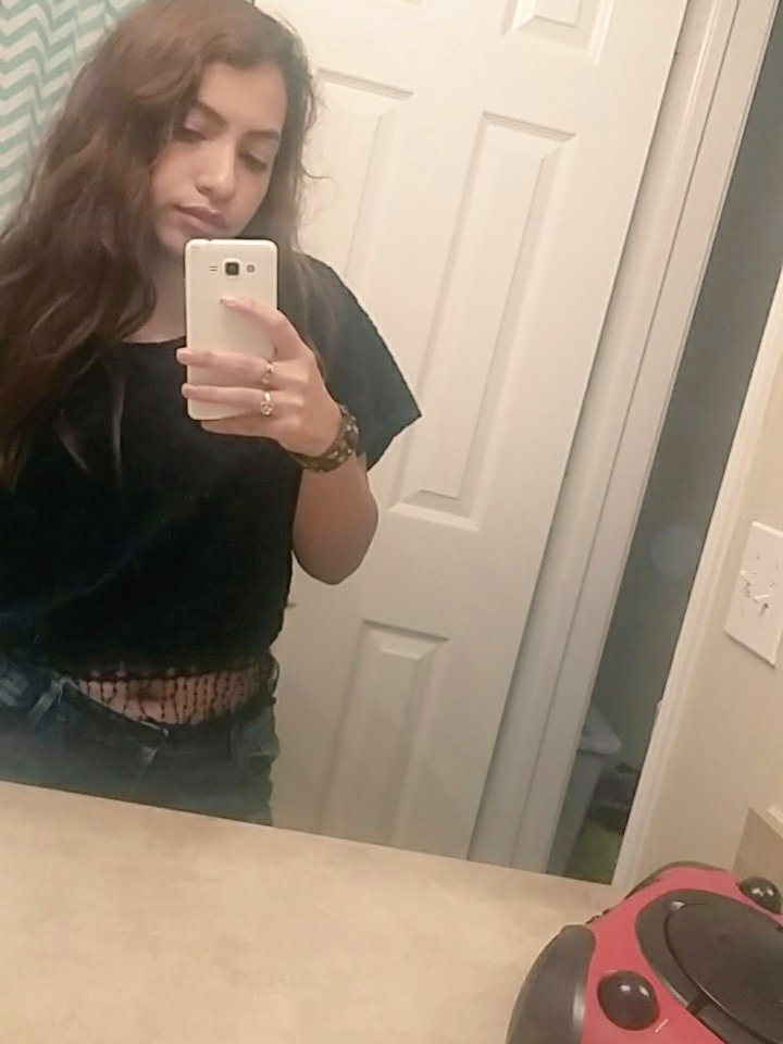 Victoriaaa_99 tweet picture