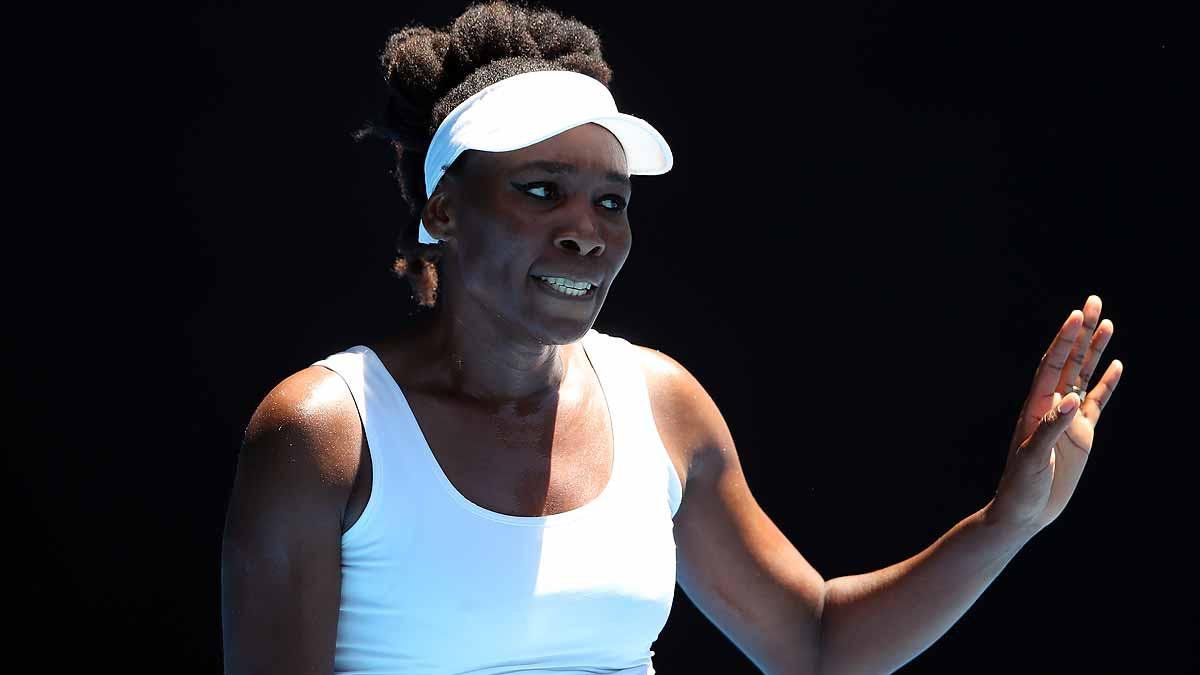usopen's tweet photo. .@Venuseswilliams pushes away any talk of an upset, battles past #Kozlova 7-6, 7-5 in R1 of the AO. #USOpen https://t.co/ku4mzQWI7E