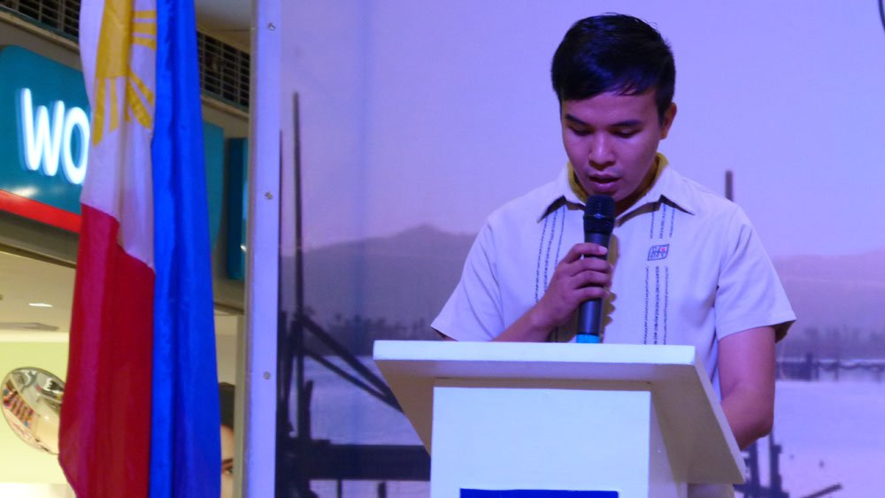 cefi_zen's tweet photo. CEFI is privileged to be part of @smcitylucena's Press Launch of Director Brillante Mendoza's 'Taklub' at the SM Atrium, Jan. 13. https://t.co/7EGPLF0zxQ