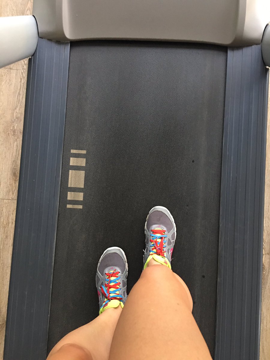 RosyOviedo's tweet photo. Para cerrar la semana corrí 9 km #YoElegiCorrer https://t.co/9Yw4uLQcHO