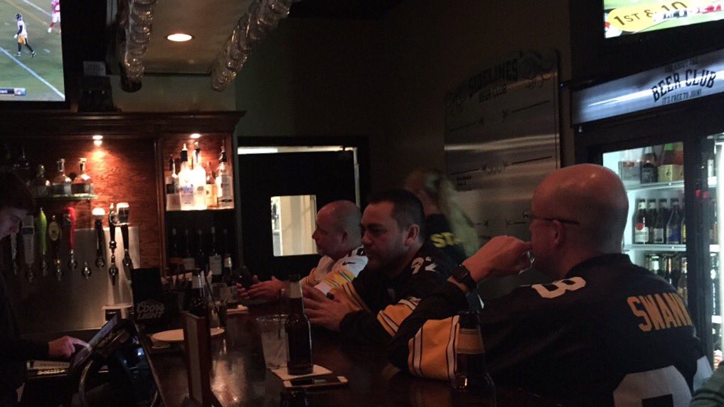 j_borello's tweet photo. @StanfordSteve82 I found SVP at sidelines bar &amp; grill in Pittsburgh. #PITvsKC https://t.co/RmDHGbWOks