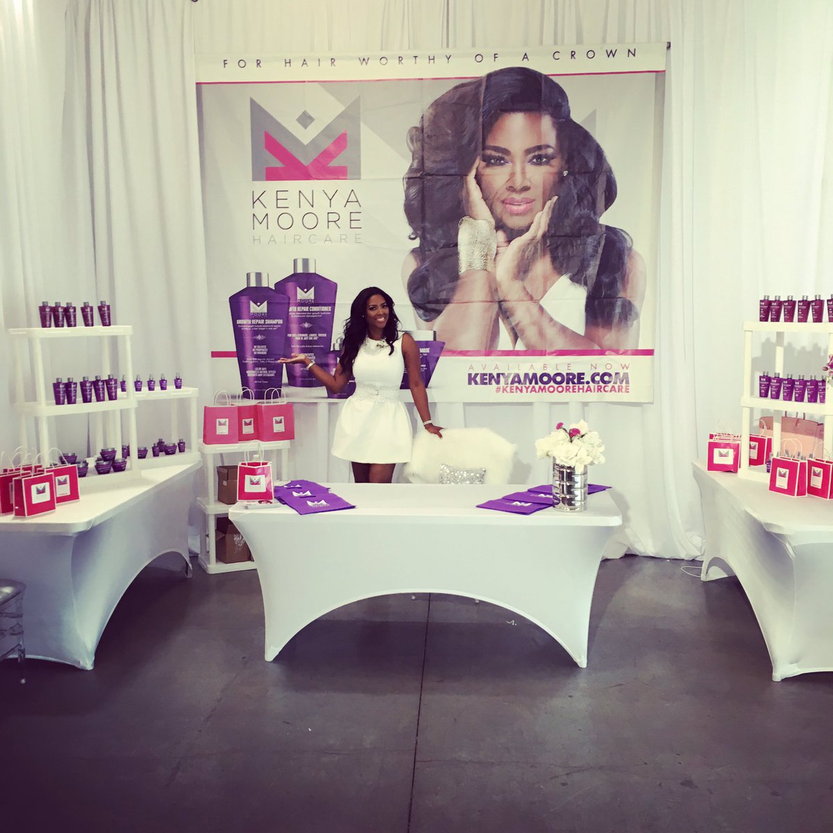 Kenya Moore On Twitter Kenyamoorehaircare Rhoa Pop Up Booth