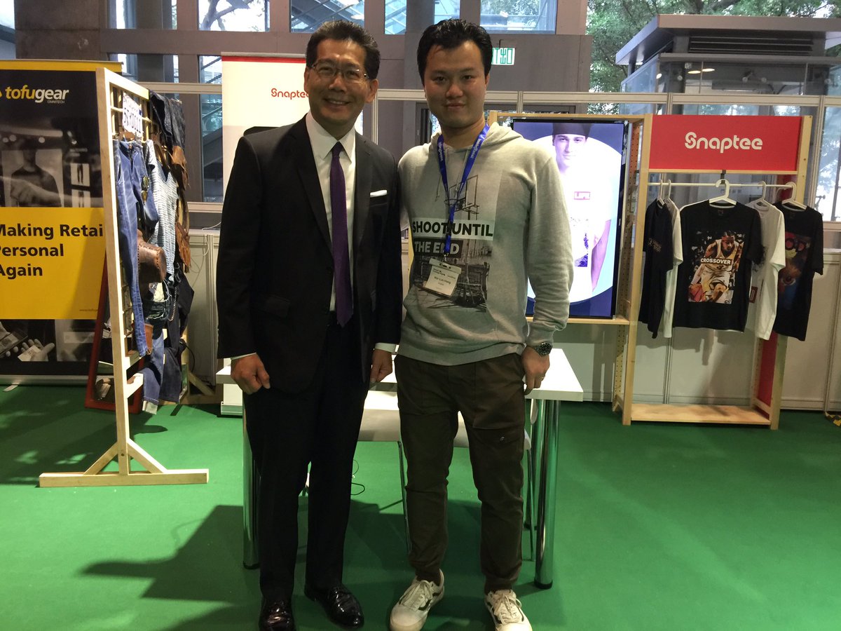 Snaptee's tweet image. Come talk to us in PMQ! Excited about kicking off @insideretailhk at @StartmeupHK 2017!