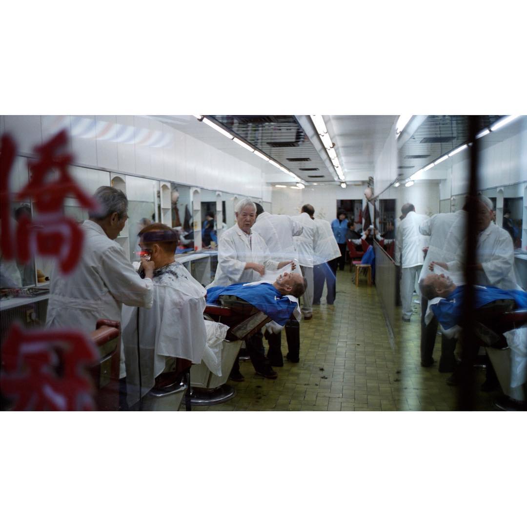 Ranhoff's tweet photo. Hong Kong, 2011. #leica #leicam6 #portra #hongkong #film https://t.co/TmhmYpoTTJ https://t.co/kdNyrgC8qF