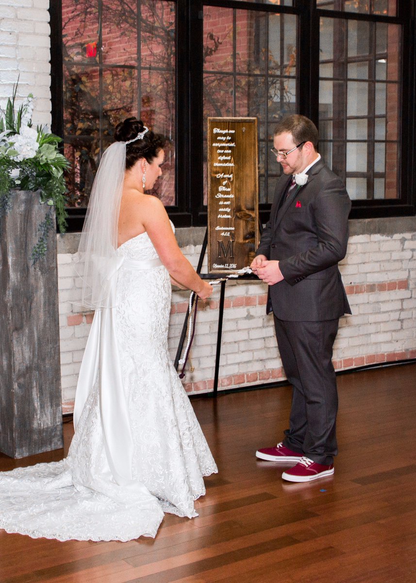 UnityBraids's tweet image. #UnityBraids® #UnityCords #ACordofThreeStrands #ChristianWedding #wedding #GiftsForTheCouple #LoveCords #GodsBraids unityweddingbraids.etsy.com