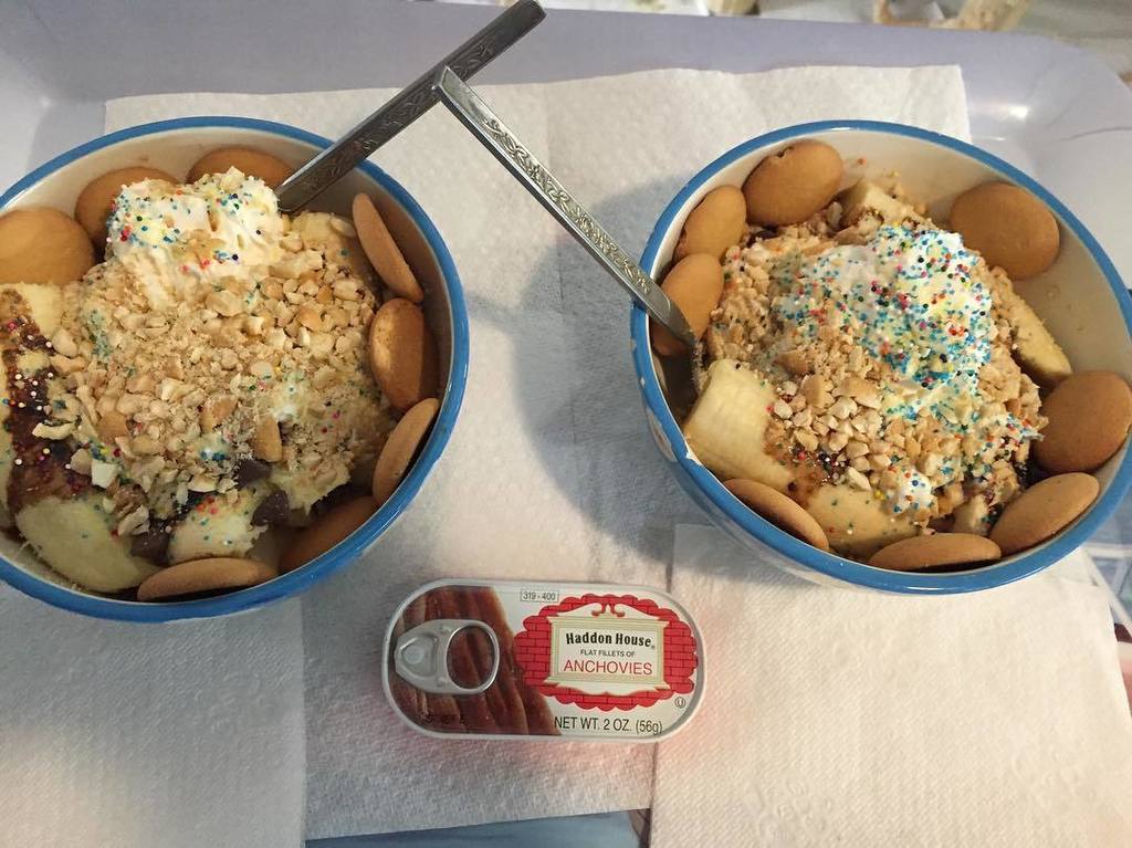 drkramer's tweet photo. Dinner was ladies choice... ice cream with the works- hold the anchovies. That's what she … https://t.co/QHU9O6avPP https://t.co/3ssJdo6prw