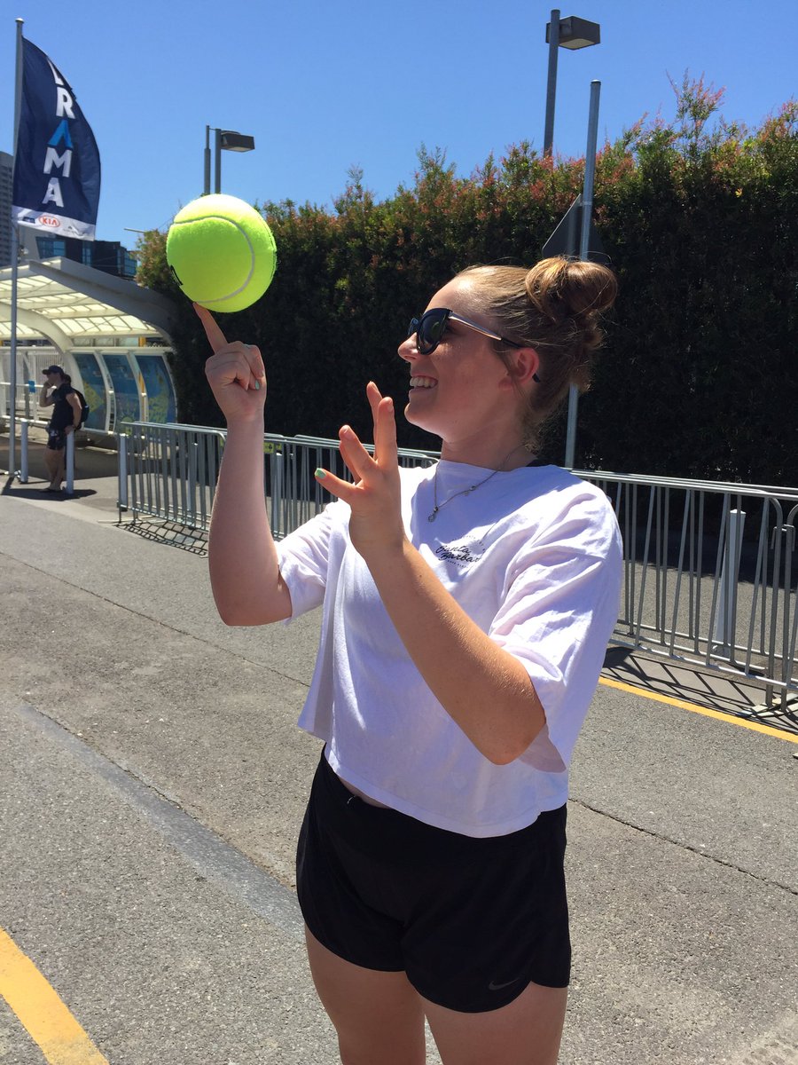 Stella Barry Instagram, Twitter & Facebook on IDCrawl