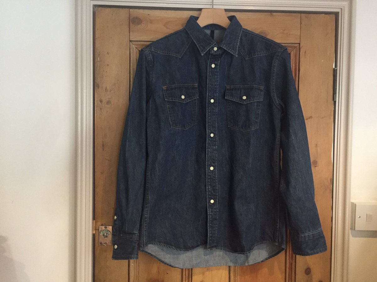 1ldk Ar Twitter I のデニムシャツは 春先に向けてもオススメです 程よく色落ち加工を施し 合わせやすい1枚です 今の季節はインナーとしても 着回しが効きます 26 000 15 600 Tax
