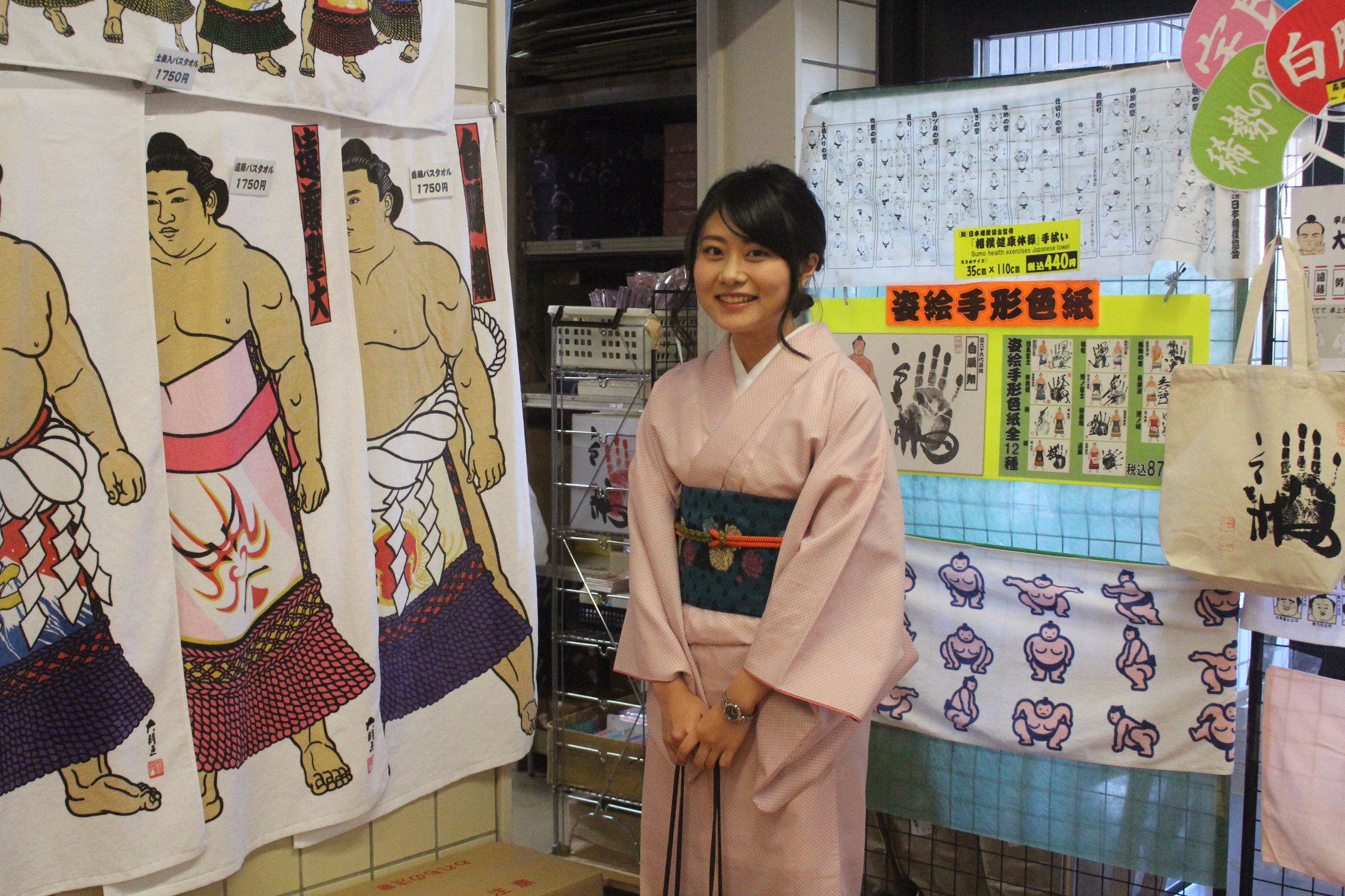 прекрасная любительница сумо