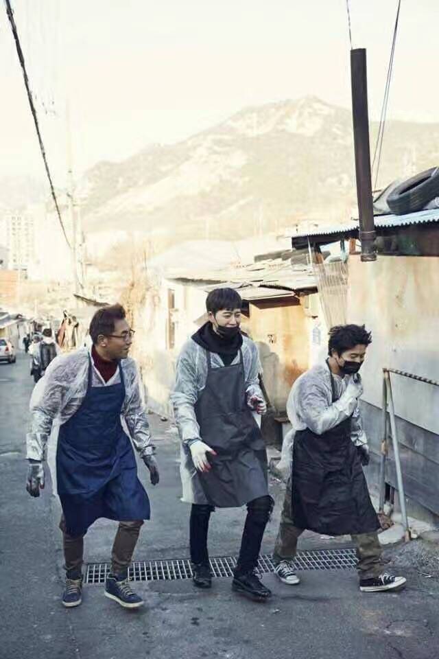 C2QzY_WVIAA8X36.jpg:large