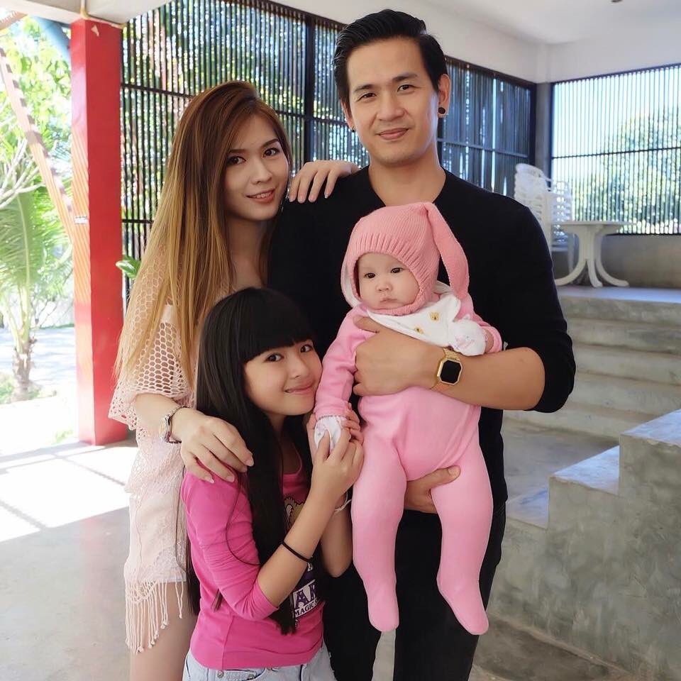 ijeejnddnsn's tweet photo. เหมือนจับปูใส่กระด้ง555 คนนี้จะทางนั้น คนนั้นจะทางนี้ #iamUNDA #iamAVA #iamAppletree #iamKsnap #เอวาคะทางนี้ค่ะ #ตลอดนะเราอะ https://t.co/VYxJsuPr0o