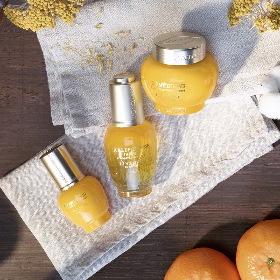 LOCCITANE_ME's tweet photo. هذا الأسبوع، إكتشفي يومياً منتجات لوكسيتان الاكثر مبيعاً
#WinterSales #DivineRegardDivin #DivineOil #DivineCream https://t.co/CX5Jq6Rp3w