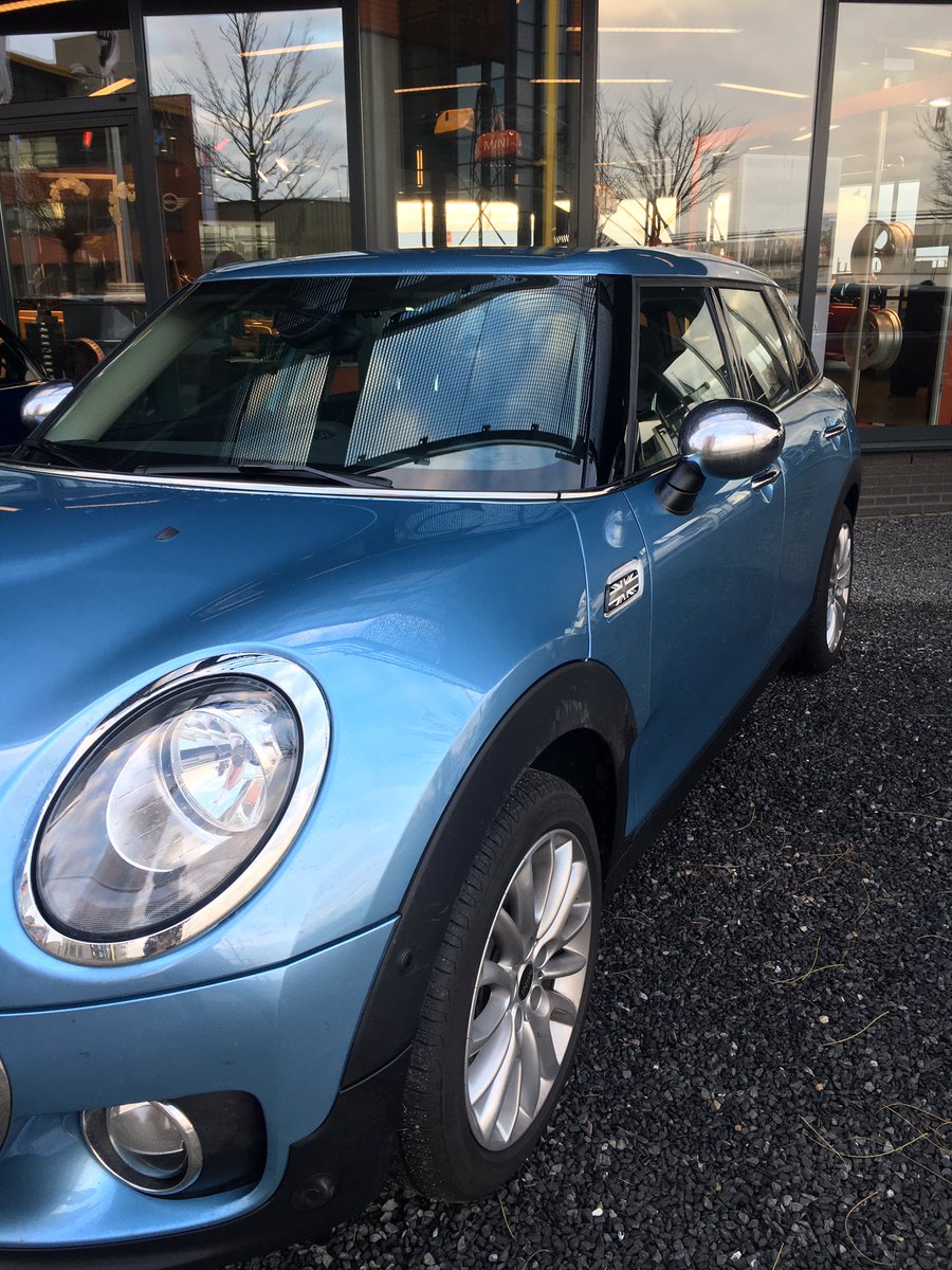 Make it a Digital Blue monday! #blueMonday #MINIclubman #KalfsbeekMINI