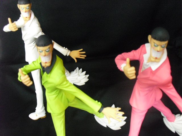 マンガ倉庫泡瀬アミューズメント Ar Twitter ワンピースからボンクレーが華麗に登場です スーツを着たボンクレーはいつもと違う雰囲気ですが 頼もしいボンちゃんスマイルは健在です いつもと違うボンちゃんを手に入れてみませんか ワンピース ボンクレー