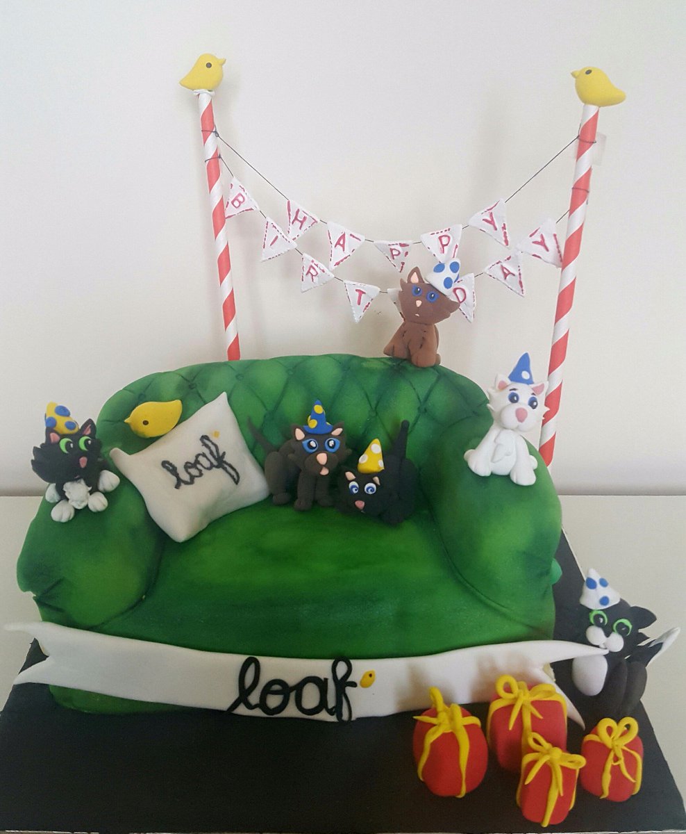 tamarabloomers1's tweet photo. @loafhome #BakeItToWinIt #DixieSofa https://t.co/GcO71EM0FT