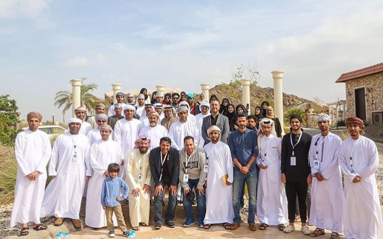 sharmgulf's tweet photo. صور جماعية لمقدمي الورش والمشاركين في ختام الملتقى
#ملتقى_شرم_الخليجي_للمصورين #محافظة_البريمي #سلطنة_عمان #alburaimi #oman https://t.co/qy5pfEfCSS