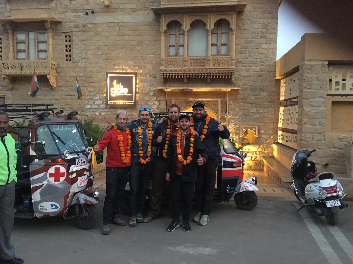 Banger3k's tweet photo. We made it JUST! 3000km in a rickshaw 4 @ProstateUK part 4 video will be online in 2 days! Pls donate https://t.co/tMde1rczMY #prostate https://t.co/NFMP5iqGzj