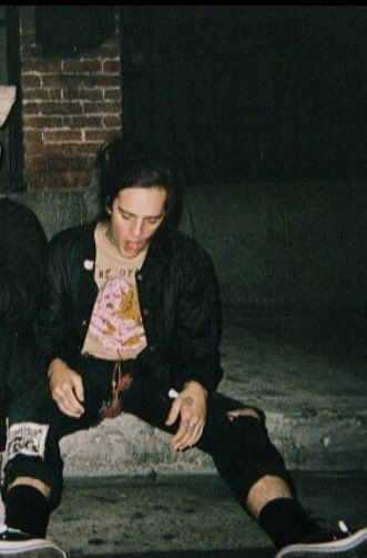 Piss drunk since '07...thought you knew bb🌹