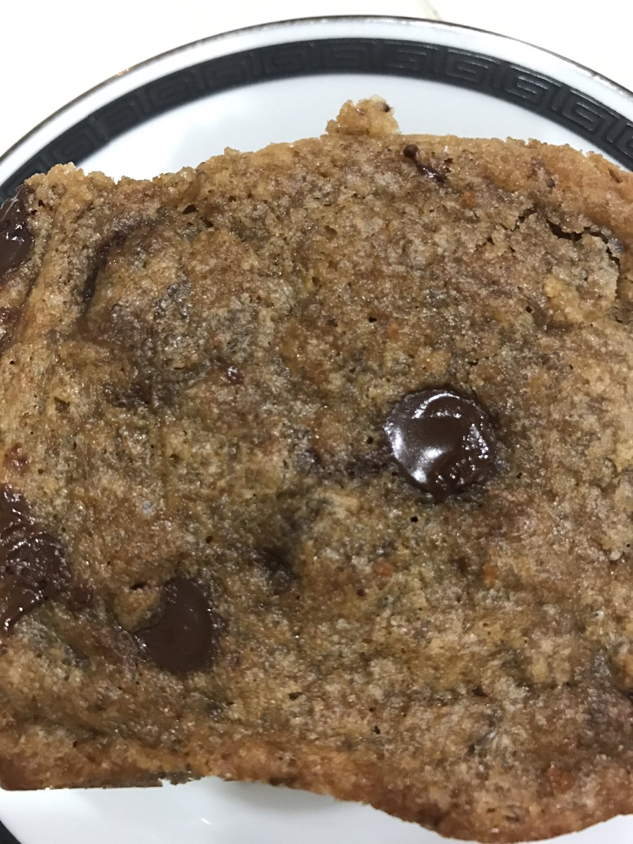 MelissaDumaz's tweet photo. Dessert: Chocolate Chip Cookies! #Vegan #GlutenFree #PlantBased #ILuvToCook #CookingWithMel #GladTidingsByMel https://t.co/pDINjNwTwy
