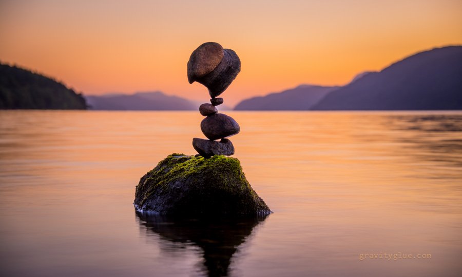 laakademia_org's tweet photo. El equilibrio no es algo que encuentras, sino algo que creas... https://t.co/ev9v7u1sKl