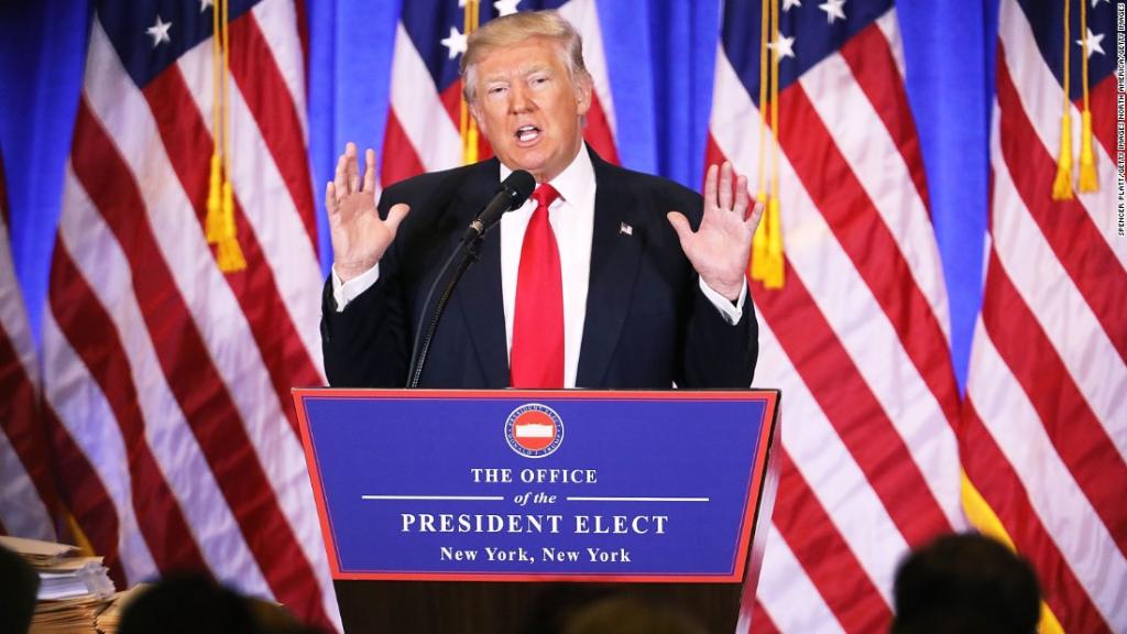 Angela Merkel or Vladimir Putin? Donald Trump won't be drawn on who he trusts more cnn.it/2iYWpAD