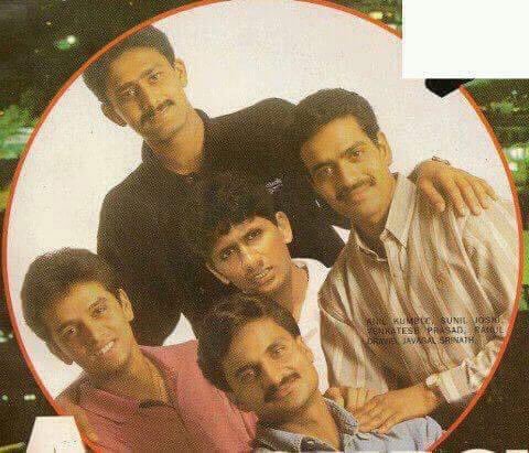 cricBC's tweet photo. The boring 90s. Back when the cricketers had no beard, no tattoos, no fancy haircuts, and your mother still chose your shirts for you. https://t.co/DrIYa0zu0Y