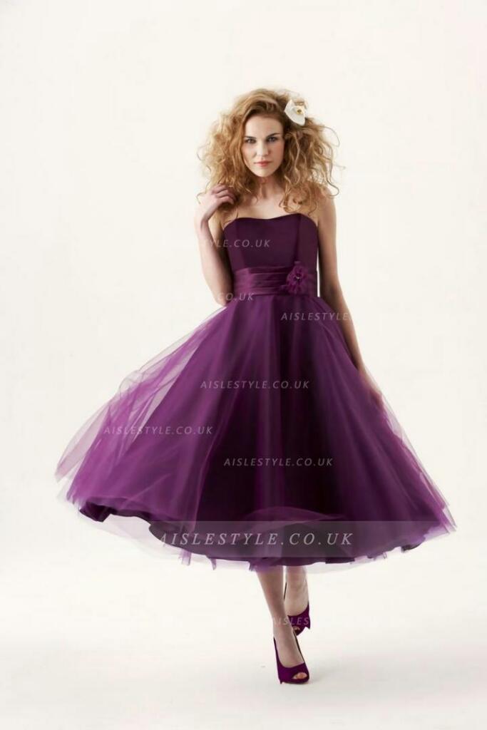 SocialitySherry's tweet photo. Tea-length Strapless Tulle Short Grape Bridesmaid Dress with Ribbon
https://t.co/QW4iGZoMVv https://t.co/YgKCwT8LX2