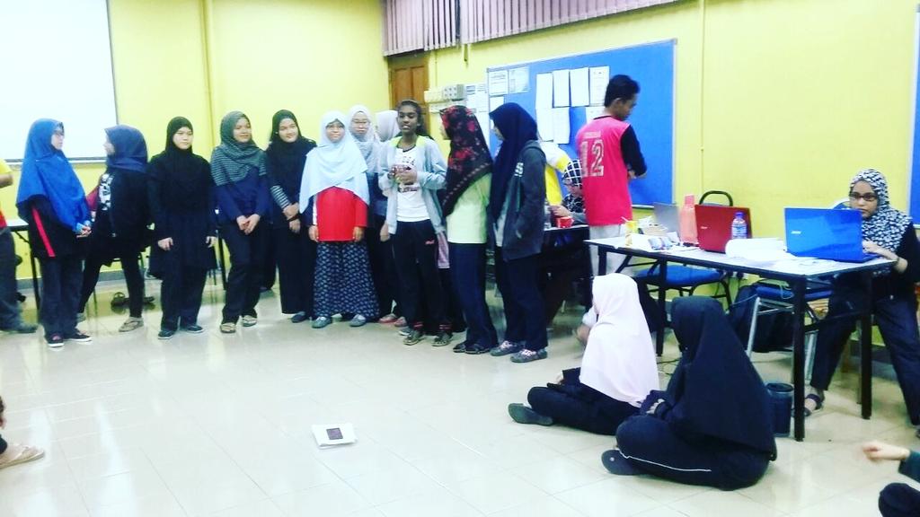 ppbofficials's tweet photo. • PPB UPDATE •

Simulasi Festival Akademik PPB 2.0!! Biarpun cuti, gerak kerja berjalan untuk memastikan perjalanan program lancar 😄💪 https://t.co/35KlML6mP2